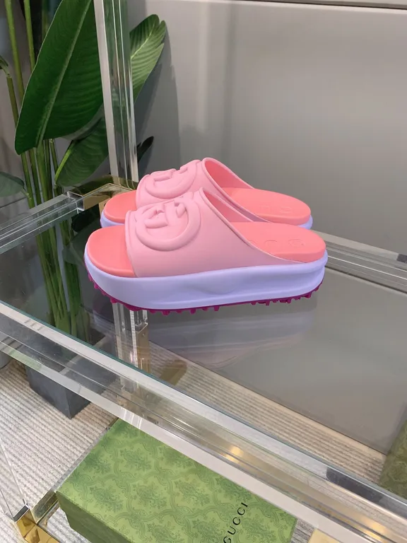 Gucci Shoe 